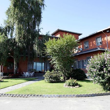 Hotel Ristorante Paladini Carisio Exterior foto